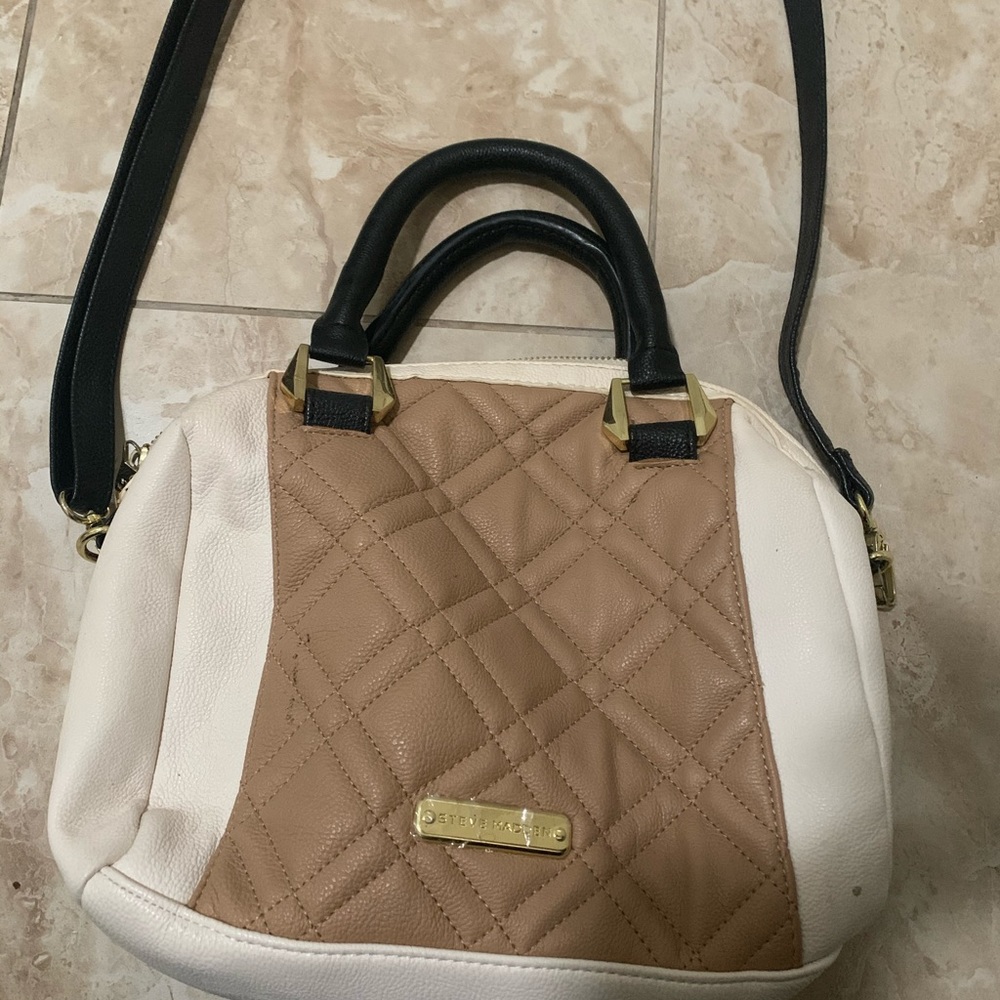 Steve Madden Stachel